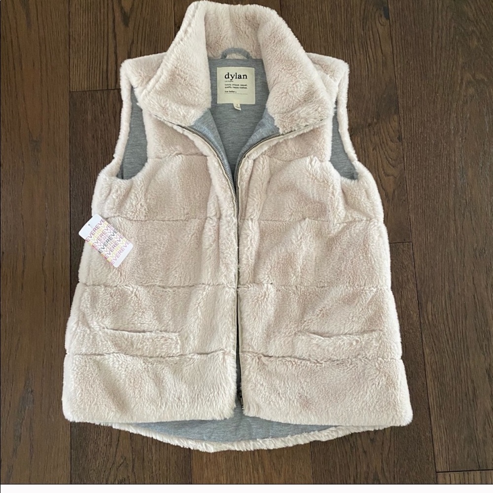 ISO (in search of) Dylan Faux fur vest from Everve